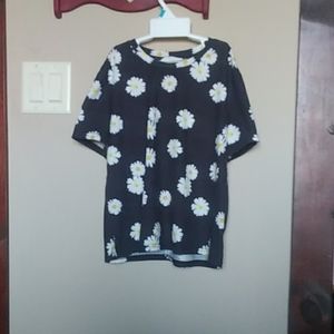 Daisy shirt